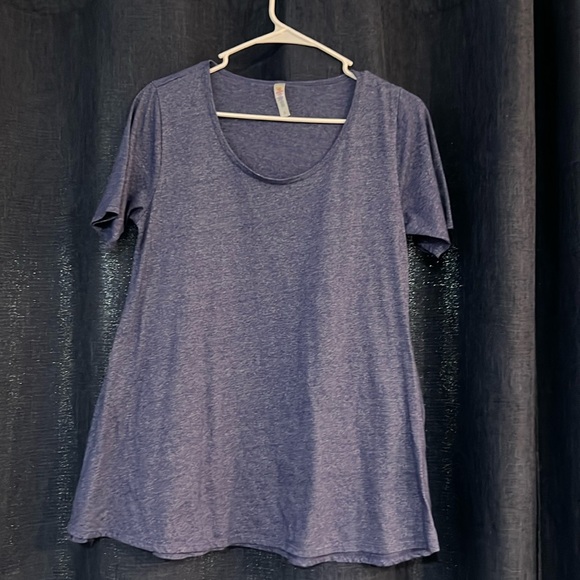 LuLaRoe Tops - Lularoe women’s top size Small